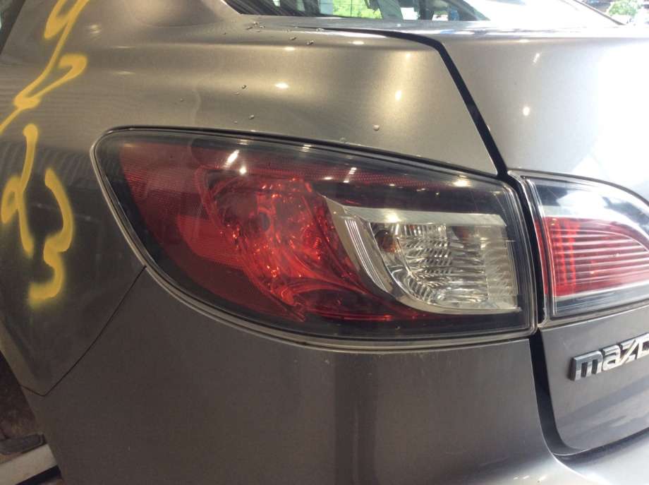Baklykt venstre til Mazda 3, 2009-2013 (Type II)  