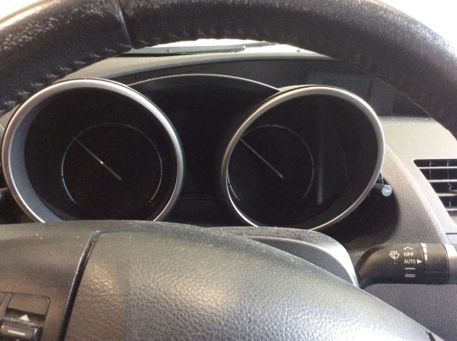Instrumentpanel til Mazda 3, 2009-2013 (Type II)  