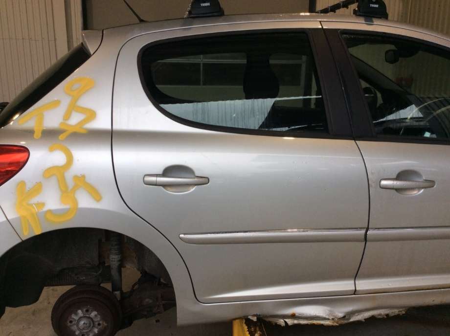 Dør høyre bak til Peugeot 207, 2006-2012  