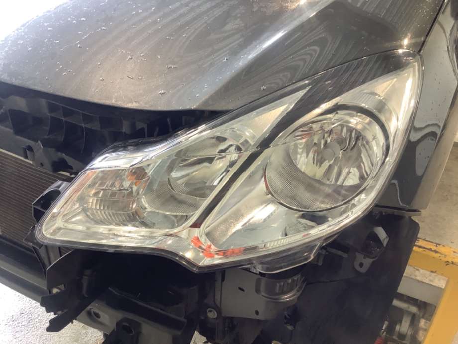 Frontlykt venstre halogen til Citroën C3, 2010-2016 (Type II)  (CITROEN|16 069 316 80)
