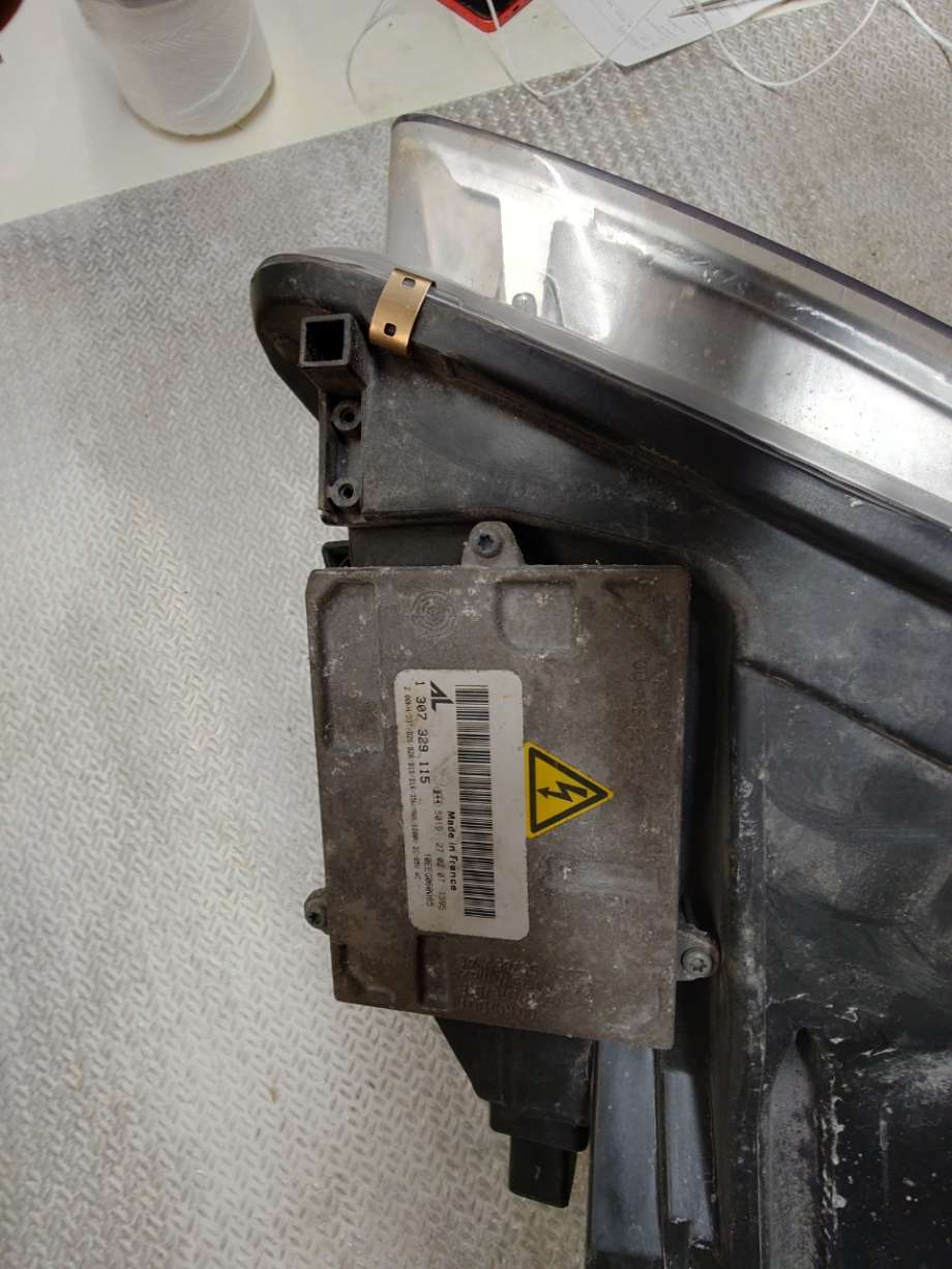 Frontlykt venstre xenon til Audi A4 2004-2008 (Type III) (B7) (B7) (AUDI|8E0 941 029 BM|8E0941029BM|)