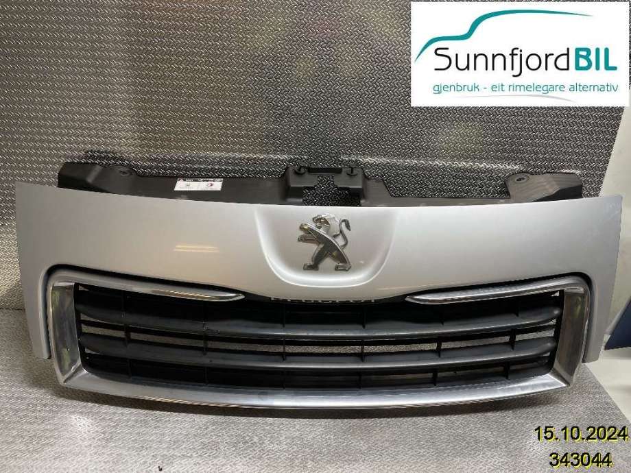 Grill til Peugeot Expert 2007-2016 (Type II)  (PEUGEOT|16 082 305 80|)
