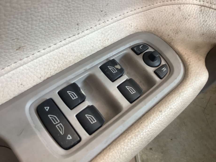 Bryter ruteheis til Volvo C70, 2006-2010 (Type II, Fase 1)  (VOLVO|)
