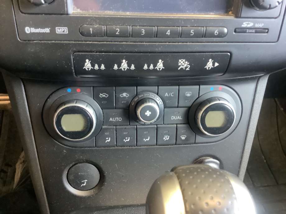 Varmeapparat betjening til Nissan Qashqai, 2007-2010 (Type I, Fase 1)  (NISSAN|)
