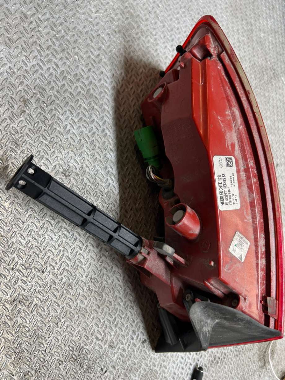 Baklykt høyre til Audi A5 2007-2016 (Type I) (AUDI|8T8945096F|)
