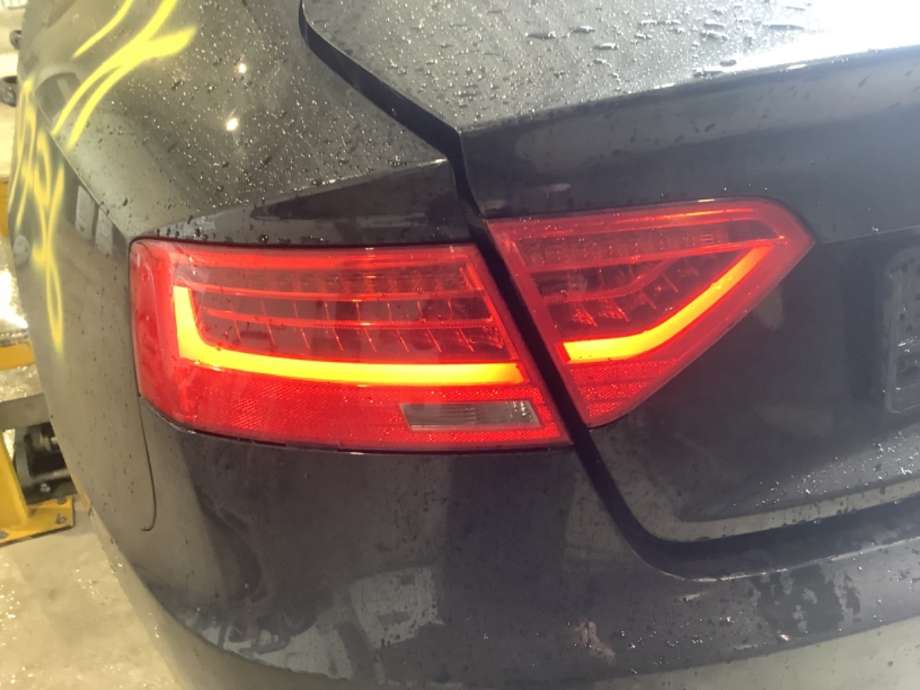 Baklykt venstre indre til Audi A5 2007-2016 (Type I)  (AUDI|8T0945093C|)