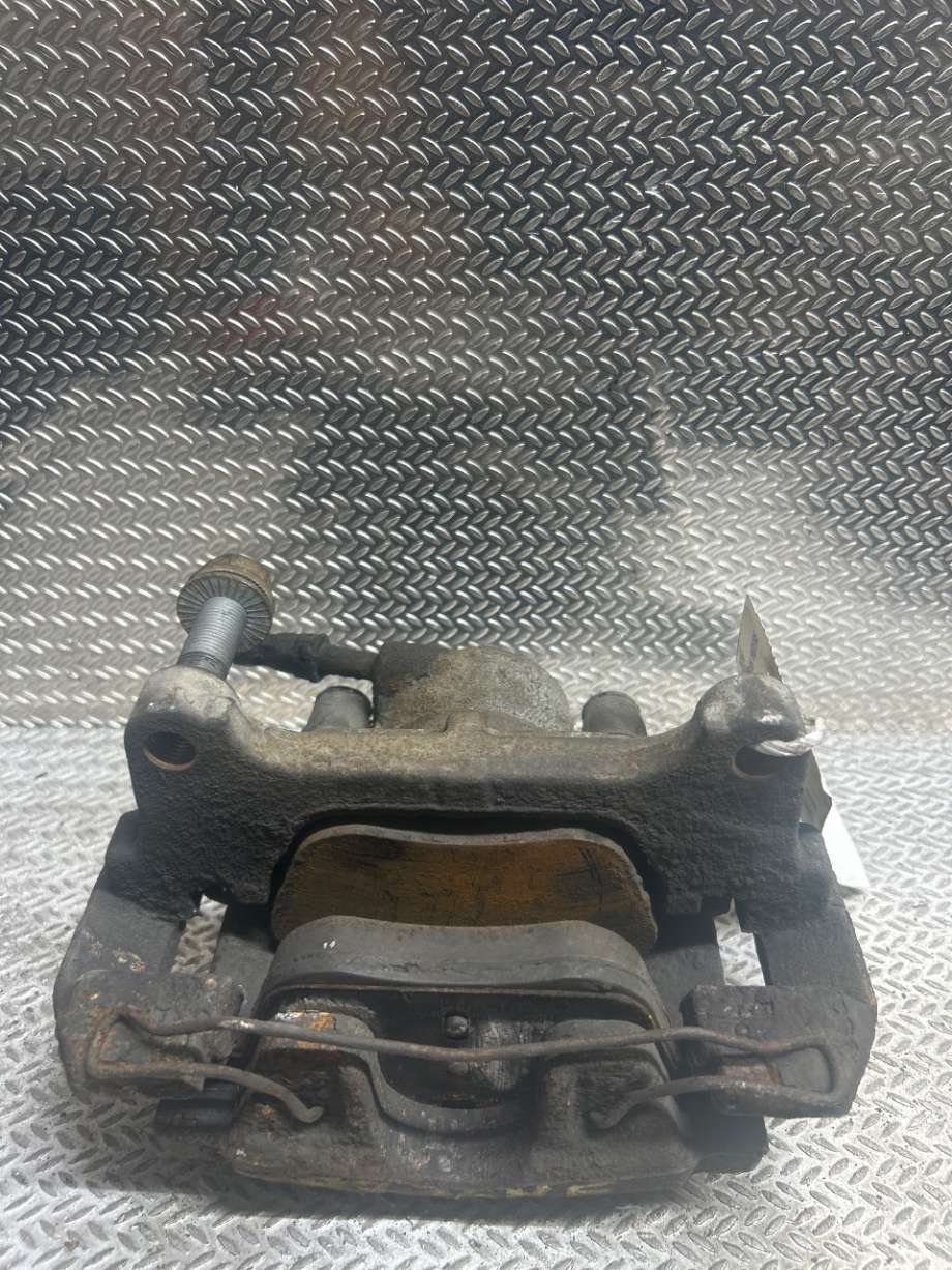 Bremsecaliper høyre foran til Audi A5 2007-2016 (Type I)  (AUDI|8K0615124C|)