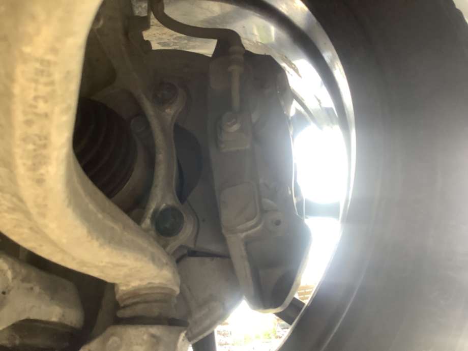 Bremsecaliper høyre foran til Tesla Model 3, 2018-2023 (Fase 1)  (TESLA|)