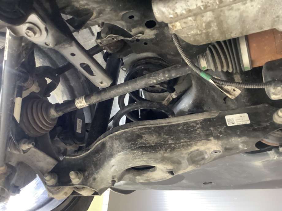 Drivaksel høyre bak, elbil til Tesla Model 3, 2018-2023 (Fase 1)  (TESLA|)