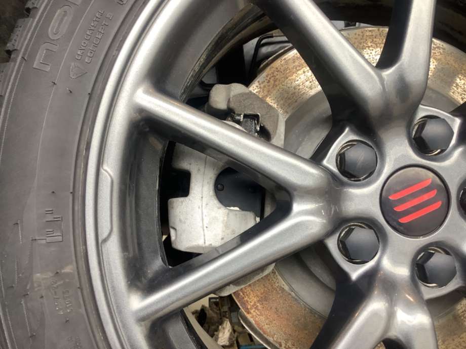 Bremsecaliper høyre bak til Tesla Model 3, 2018-2023 (Fase 1)  (TESLA|)