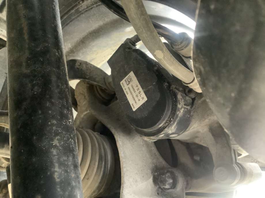 Bremsecaliper høyre bak til Tesla Model 3 2018-2023 (Fase 1)  (TESLA|)