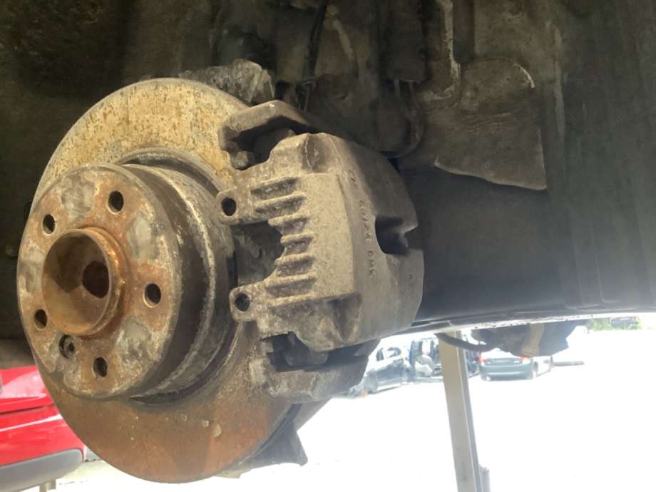 Bremsecaliper venstre foran til BMW 5-Serie, 2003-2010 (E60/E61) (E60/E61) (BMW|)