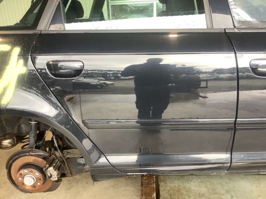 Dør høyre bak til Audi A3, 2009-2012 (Type II, Fase 2)  (AUDI|)