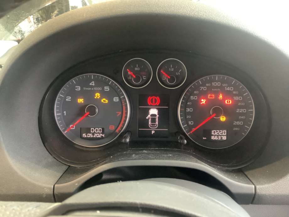 Instrumentpanel til Audi A3, 2009-2012 (Type II, Fase 2)  (AUDI|)