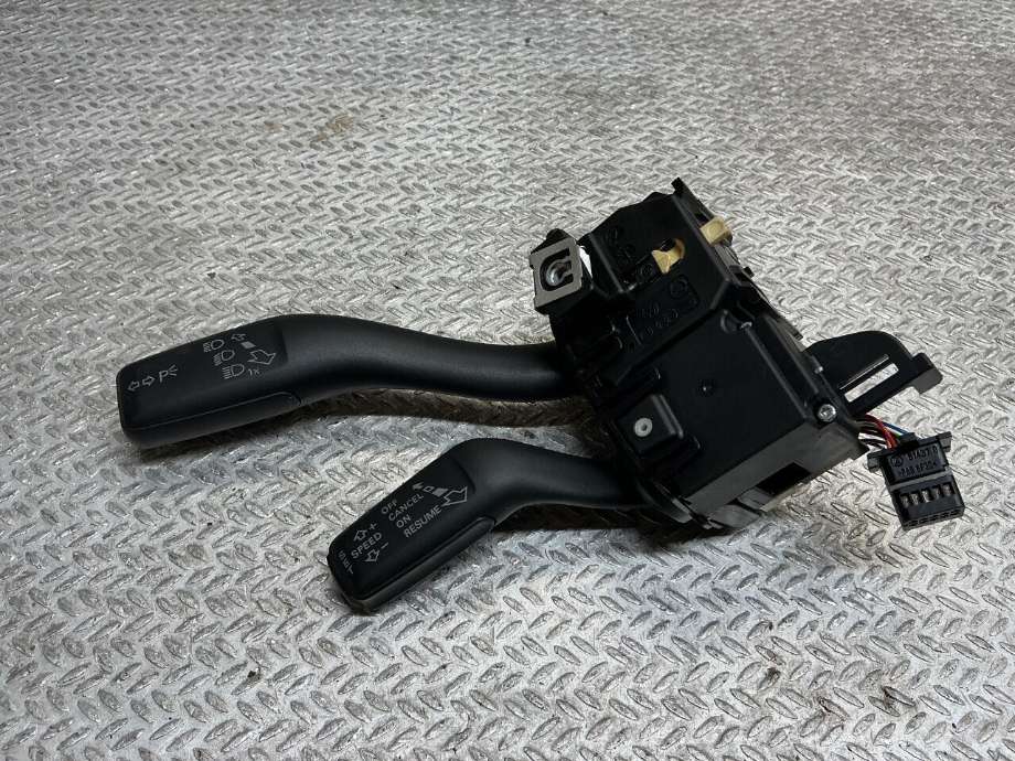 Bryter blink til Audi A3, 2009-2012 (Type II, Fase 2)  (AUDI|8P0 953 513 F)