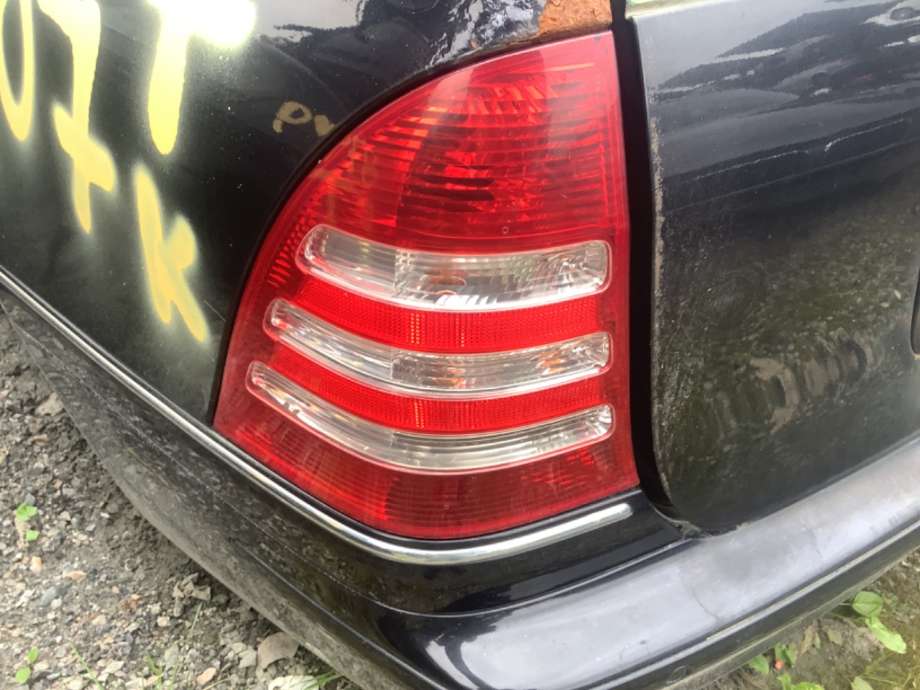 Baklykt venstre til Mercedes C-Klasse, 2004-2007 (Fase 2) (W203) (W203) (MERCEDES|)