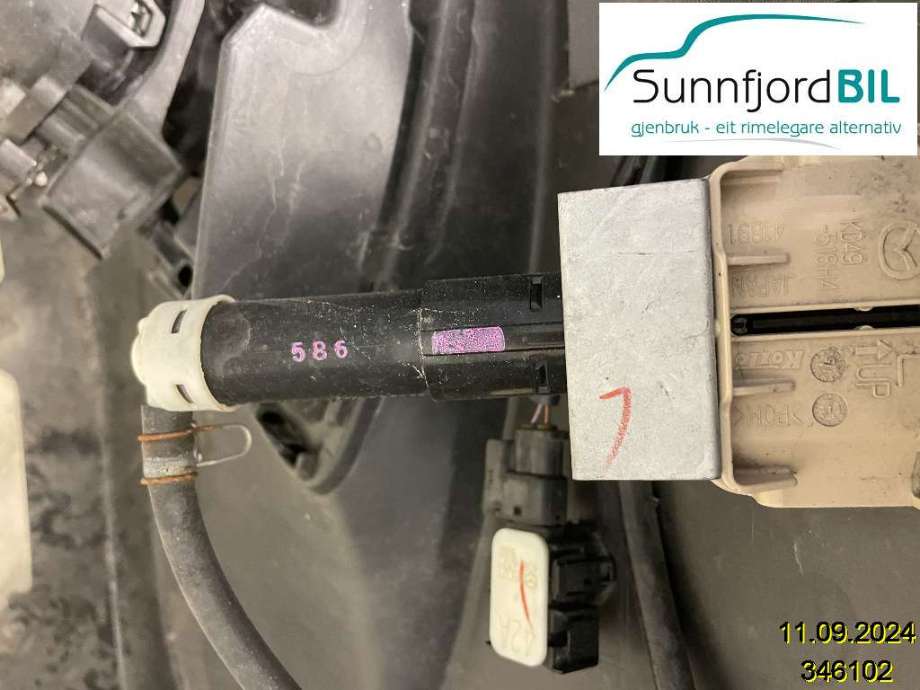 Lyktespylerdyse til Mazda CX-5 2012-2017 (Type I)  (MAZDA|KD495182Y|)