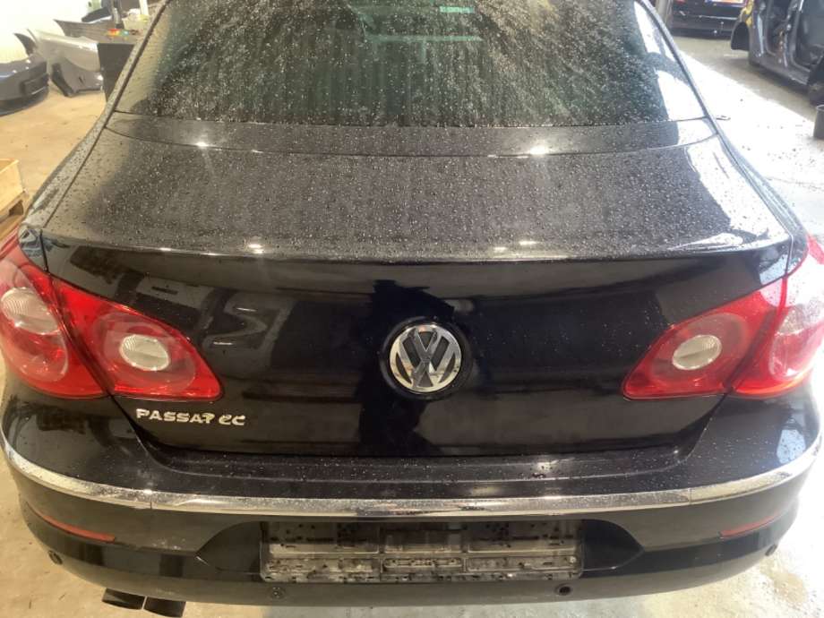 Bakluke sedan til VW CC, 2008-2012 (PASSAT CC) (PASSAT CC) (VOLKSWAGEN|3C8 827 025 C)