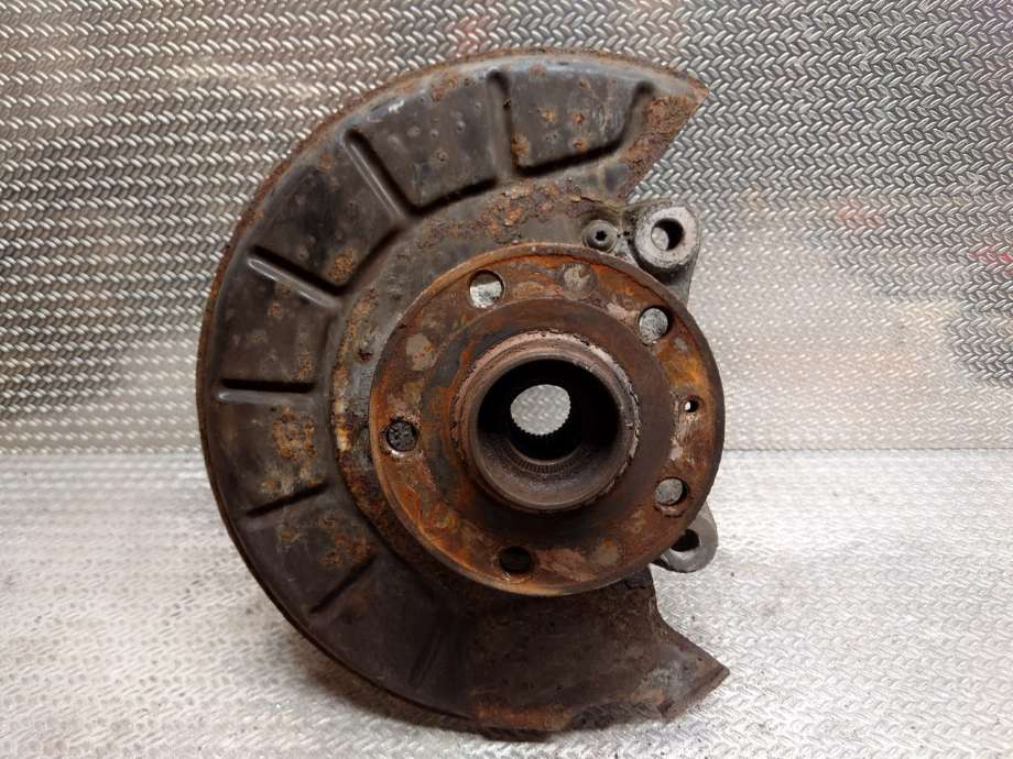 Hjulspindel høyre foran til VW CC, 2008-2012 (PASSAT CC) (PASSAT CC) (VOLKSWAGEN|3C0407254F)