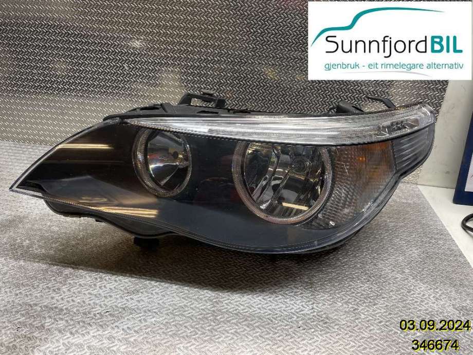 Frontlykt venstre halogen til BMW 5-Serie, 2003-2010 (E60/E61) (E60/E61) (BMW|63 12 7 165 561)