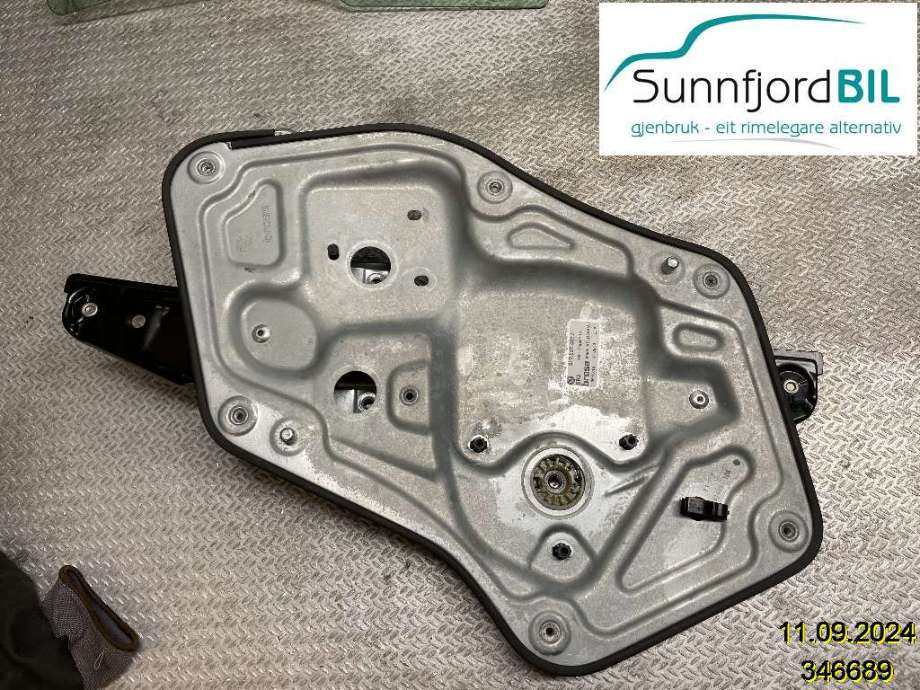 Ruteheis til Škoda Yeti 2009-2013 (Fase 1)  (Skoda|5L0 837 462|)
