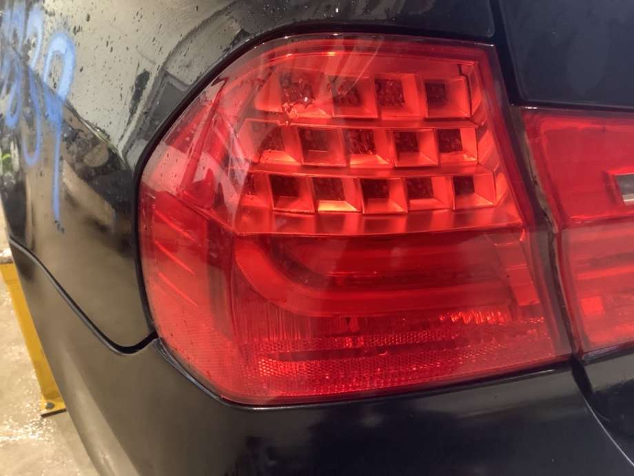 Baklykt venstre til BMW 3-Serie, 2005-2011 (E90/E91/E92/E93) (E90/E91/E92/E93) (BMW|63 21 7 289 425)