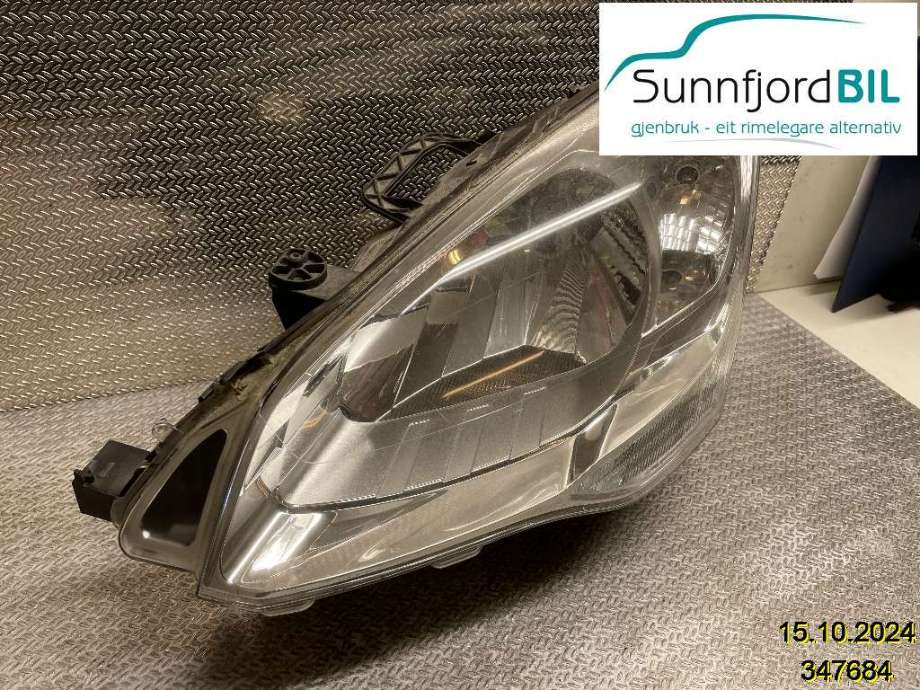 Frontlykt venstre halogen til Citroën Berlingo 2008-2015 (Type II, Fase 1)  (CITROEN|6208 K6||9682828280)