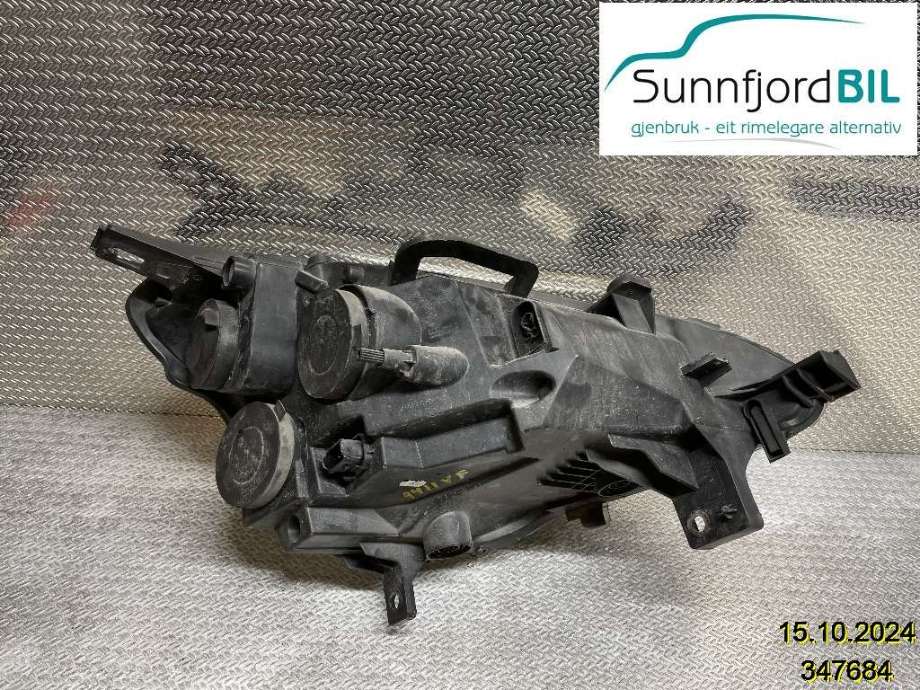 Frontlykt venstre halogen til Citroën Berlingo 2008-2015 (Type II, Fase 1)  (CITROEN|6208 K6||9682828280)