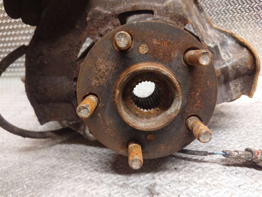 Hjulspindel venstre foran til Toyota Prius 2004-2009 (Type II) (COMBI) (COMBI) (TOYOTA|4320247010|)