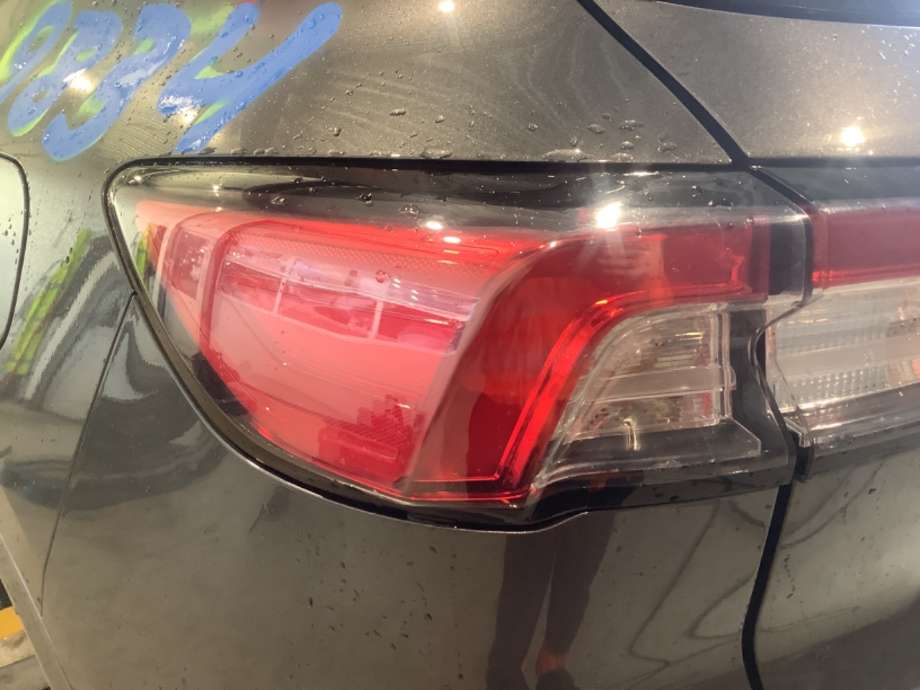 Baklykt venstre til Ford Kuga, 2019-->> (Type III)  (FORD|)