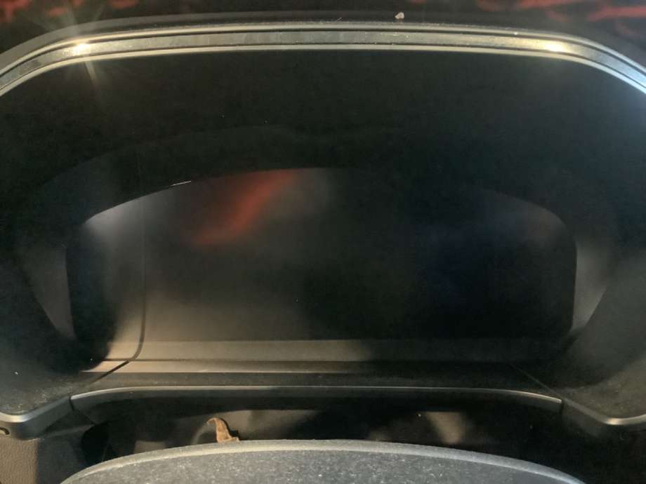 Instrumentpanel til Ford Kuga, 2019-->> (Type III)  (FORD|)