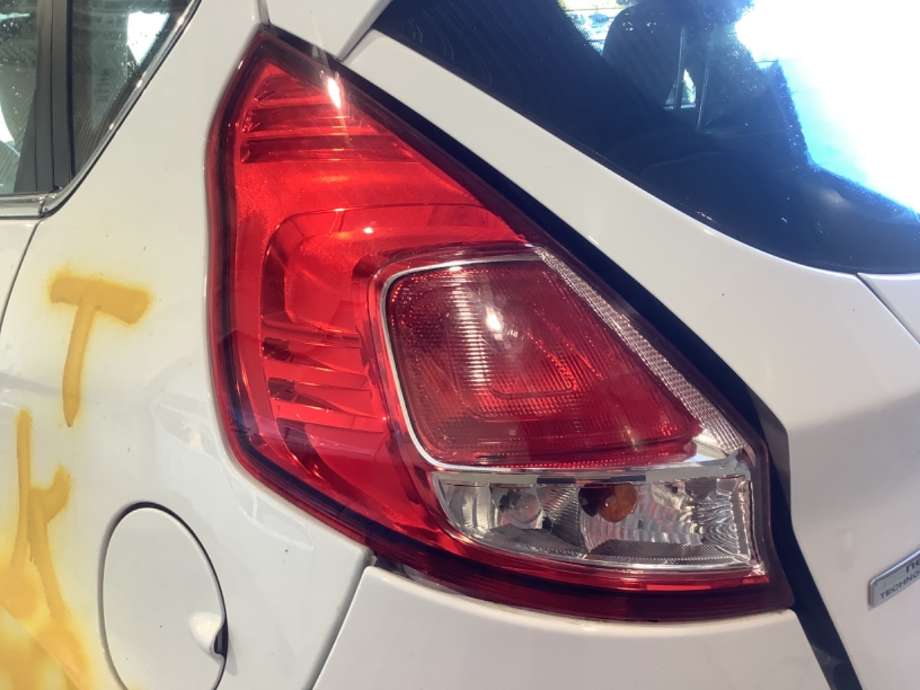 Baklykt venstre til Ford Fiesta, 2013-2017 (Type VI, Fase 2)  (FORD|)