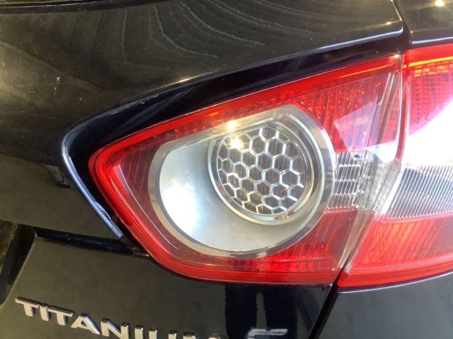 Baklykt høyre indre til Ford Kuga, 2008-2012 (Type I)  (FORD|)