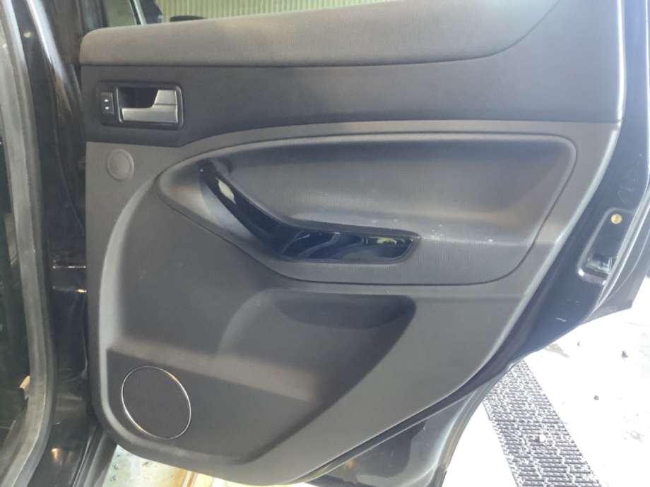 Dørtrekk høyre til Ford Kuga, 2008-2012 (Type I)  (FORD|)