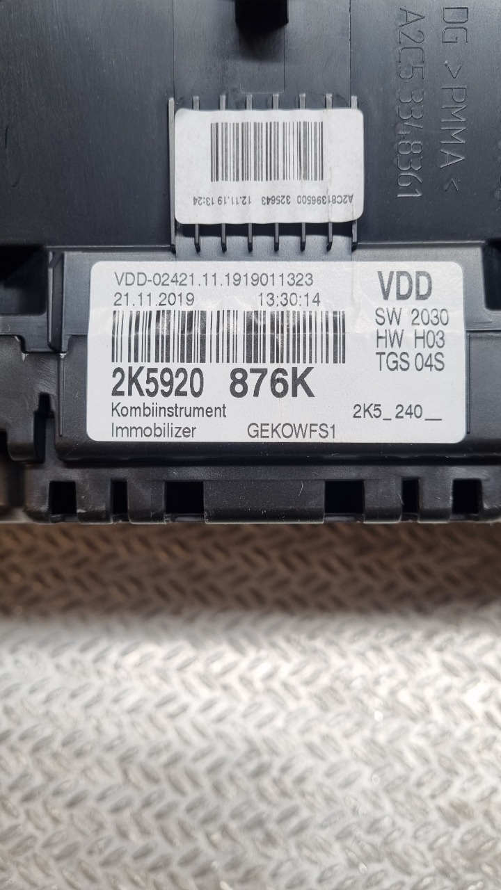 Instrumentpanel til VW Caddy 2015-2020 (Type III, Fase 3)  (VOLKSWAGEN|2K5 920 876 K||2K5920876K)