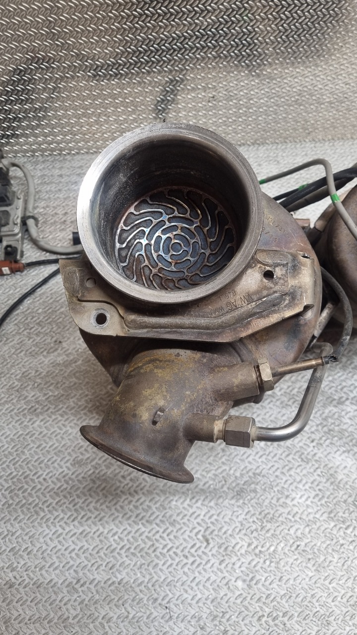 Partikkelfilter til VW Caddy 2015-2020 (Type III, Fase 3)  (VOLKSWAGEN|04L131678PX|04L 131 678 PX|)