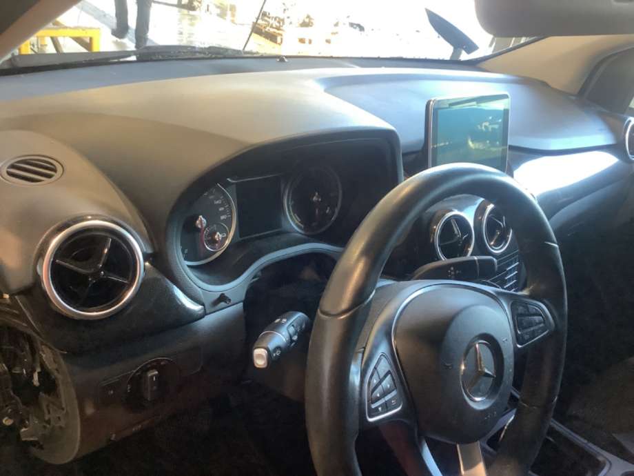 Dashbord til Mercedes B-Klasse, 2011-2018 (W246) (W246) (MERCEDES|)