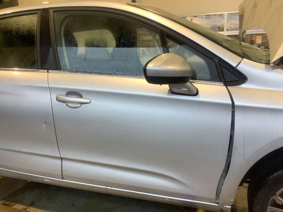 Dør høyre foran til Citroën C4, 2011-2017 (Type II)  (CITROEN|9004 CY)