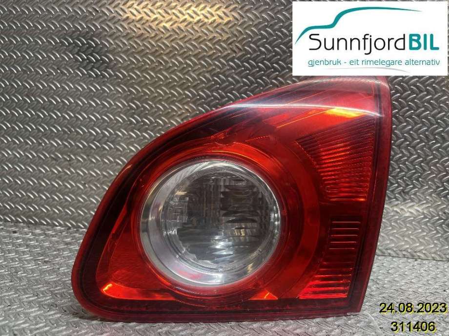 Baklykt høyre indre til Nissan Qashqai 2007-2010 (Type I, Fase 1)  (NISSAN|26554JD85A|)