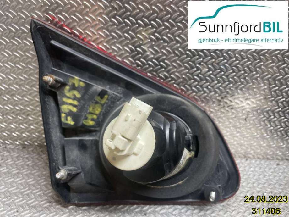 Baklykt høyre indre til Nissan Qashqai 2007-2010 (Type I, Fase 1)  (NISSAN|26554JD85A|)