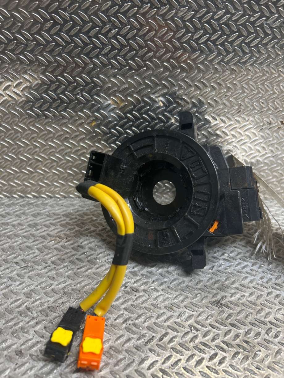 Airbag slepering til Toyota Prius, 2004-2009 (Type II) (COMBI) (COMBI) (TOYOTA|8430648030)
