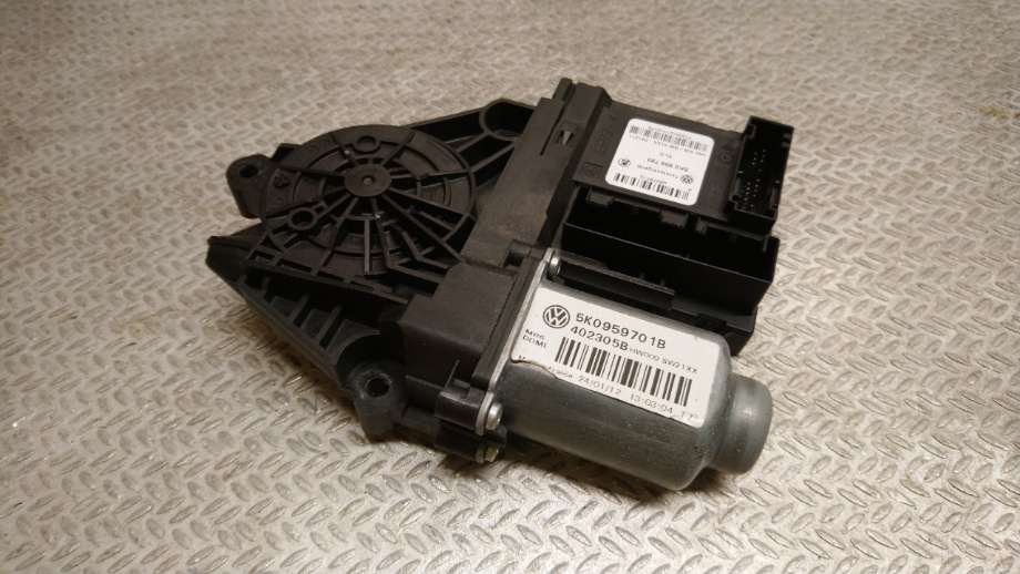 Ruteheis venstre foran til VW Golf VI, 2008-2012  (VOLKSWAGEN|5K0 959 701 J)