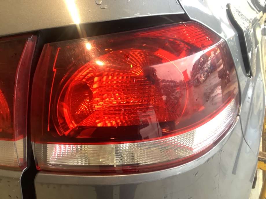 Baklykt høyre til VW Golf VI, 2008-2012  (VOLKSWAGEN|5K0 945 096 M)