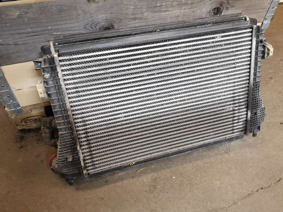 Intercooler til VW Golf VI, 2008-2012  (VOLKSWAGEN|1K0 145 803 CC)