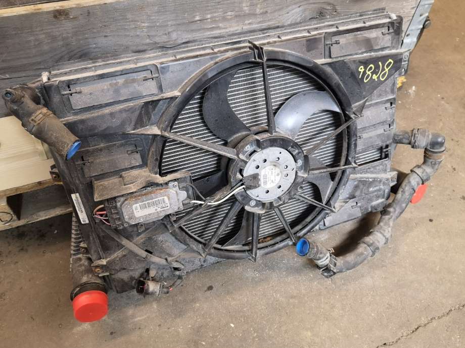 Kjølevifte til VW Golf VI, 2008-2012  (VOLKSWAGEN|1K0121203AN)