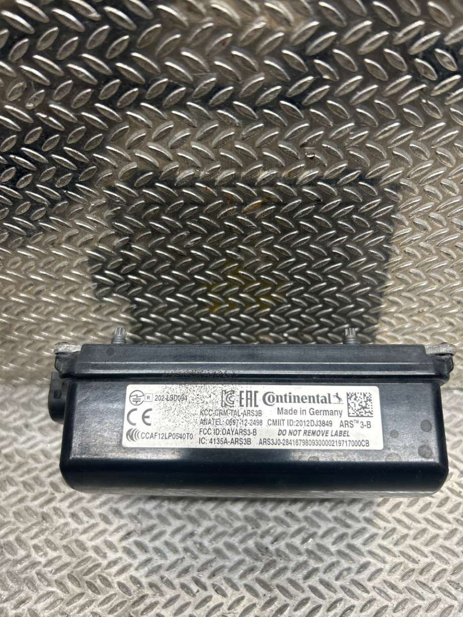 Sensor radar til Mitsubishi Outlander 2015-->> (Type III, Fase 2)  (MITSUBISHI|8638A210|)