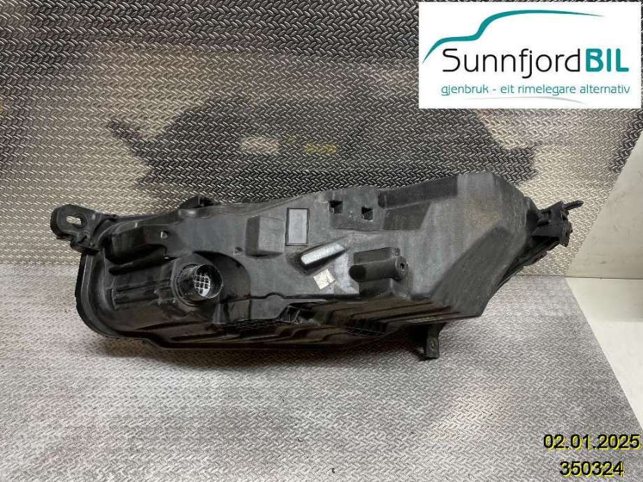 Frontlykt høyre halogen til Jaguar XF 2015-->> (X260) (X260) (JAGUAR|GX6313W029LH|T2H24587|)