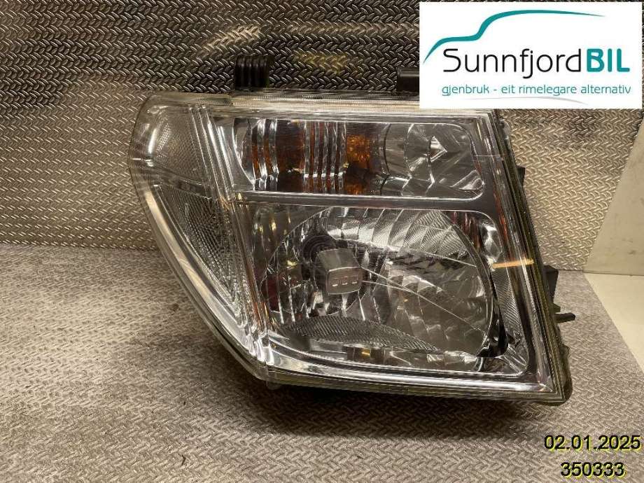 Frontlykt høyre halogen til Nissan Navara, 2005-2010 (Fase 1) (D40) (D40) (NISSAN|26010FB30A)