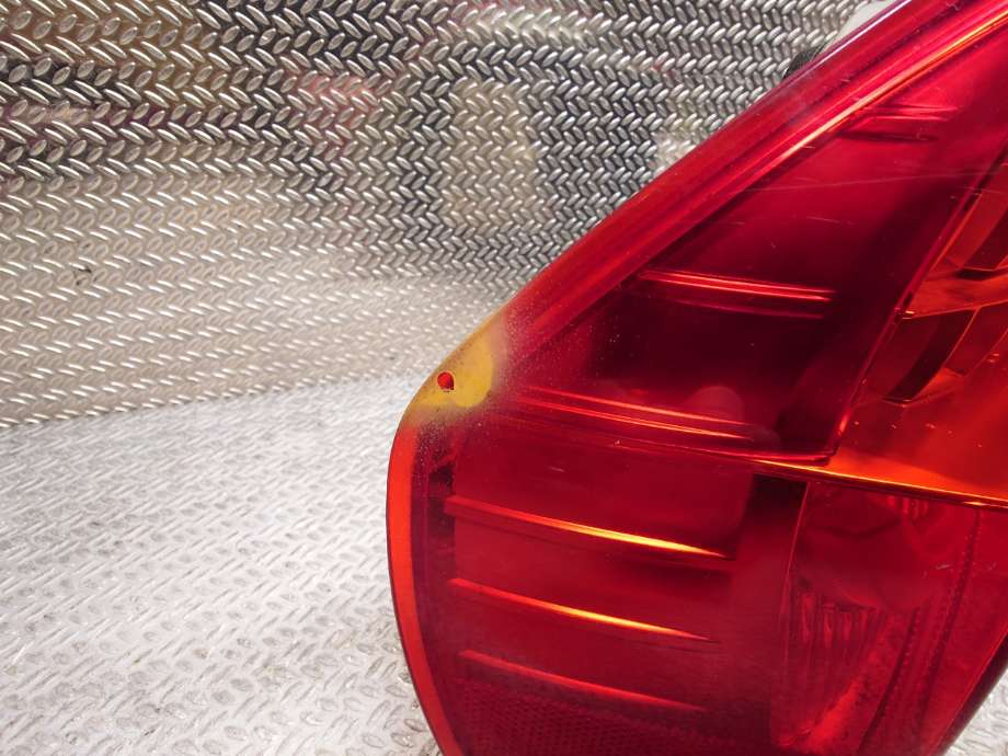 Baklykt venstre til BMW 3-Serie 2005-2011 (E90/E91/E92/E93) (E90/E91/E92/E93) (BMW||7 289 425 ECE LH)