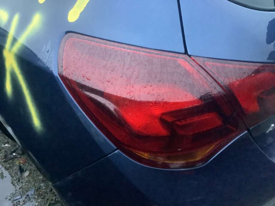 Baklykt venstre til Opel Astra J, 2010-2015  (OPEL|)